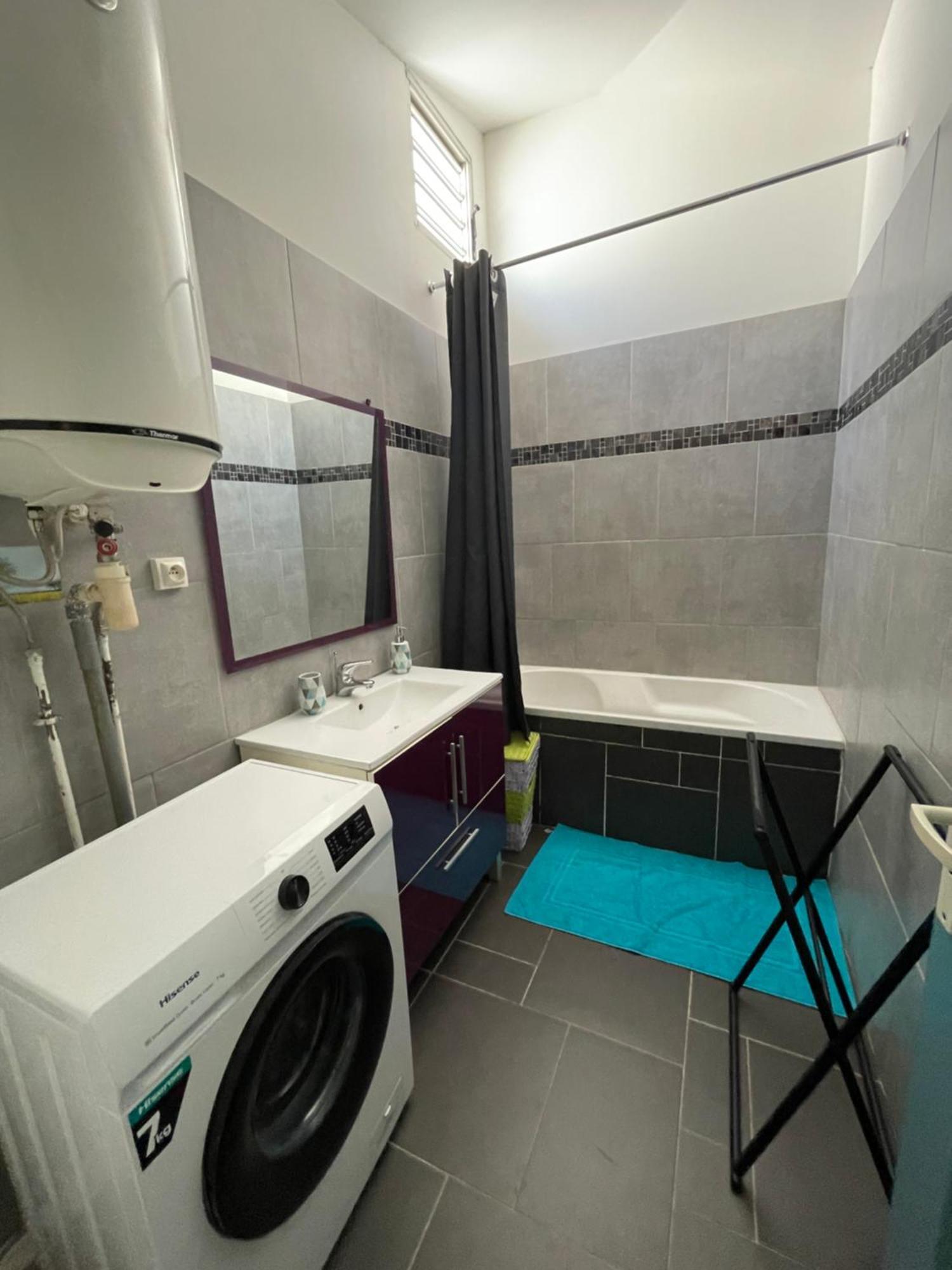 Duplex Tifanjan Avec Jardin Fleuri Pres De La Mer Saint-Paul Екстериор снимка