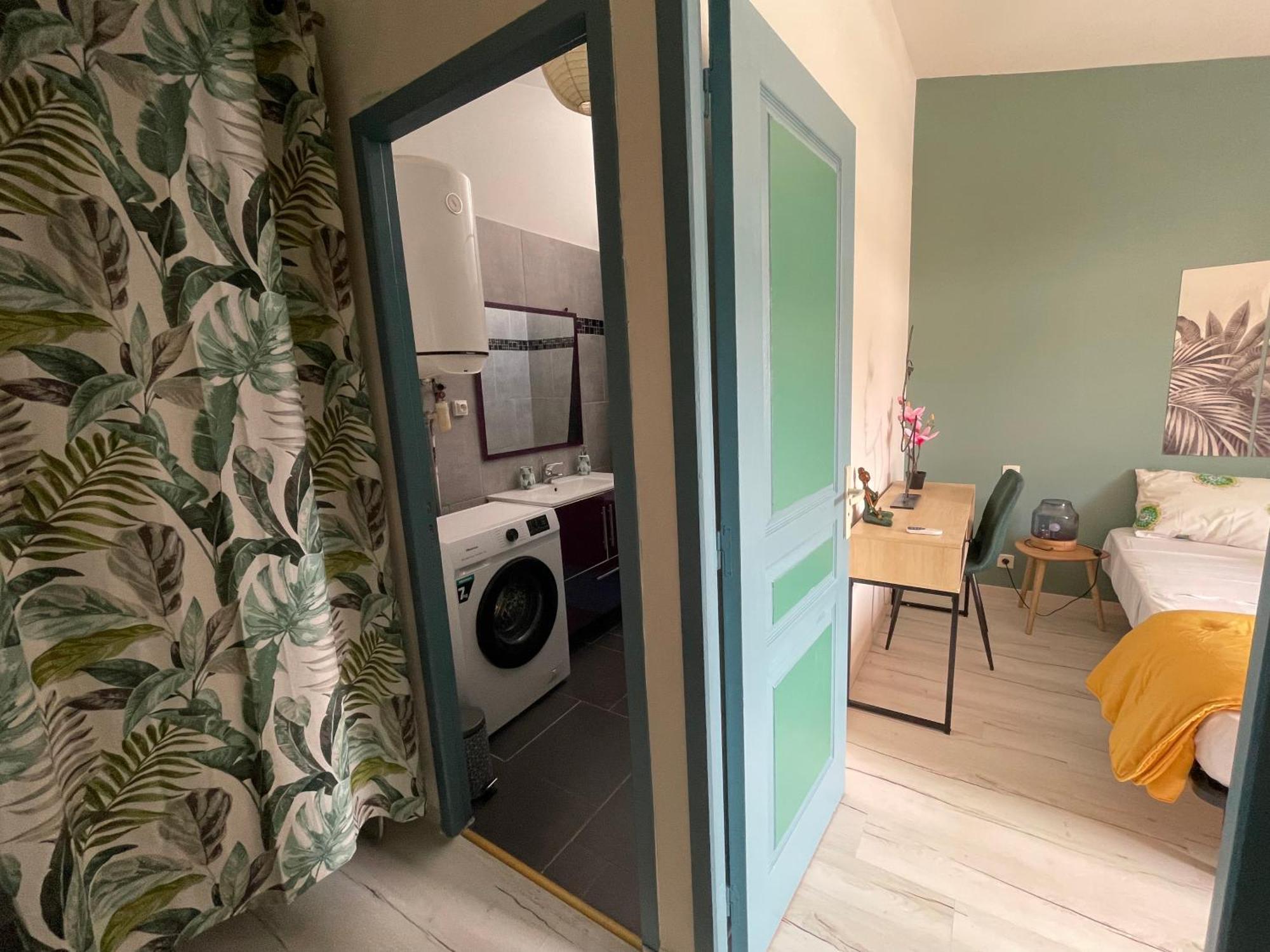 Duplex Tifanjan Avec Jardin Fleuri Pres De La Mer Saint-Paul Екстериор снимка